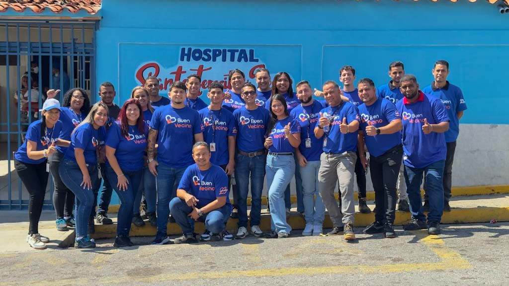 Celebramos 23 años beneficiando centros de salud con Buen Vecino